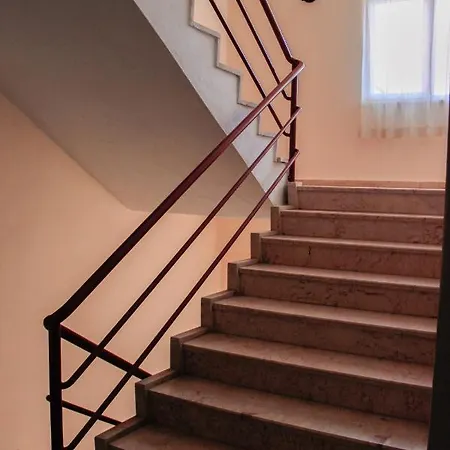Best House Apart Hotel-2 Ξενοδοχείο με διαμερίσματα Αλάνια