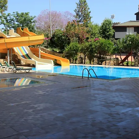 Best House Apart Hotel-2 *
