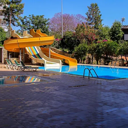 Aparthotel Best House Apart Hotel-2 3*